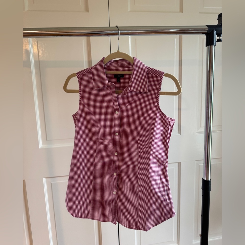Talbots red gigham Sleeveless Button Down Shirt
